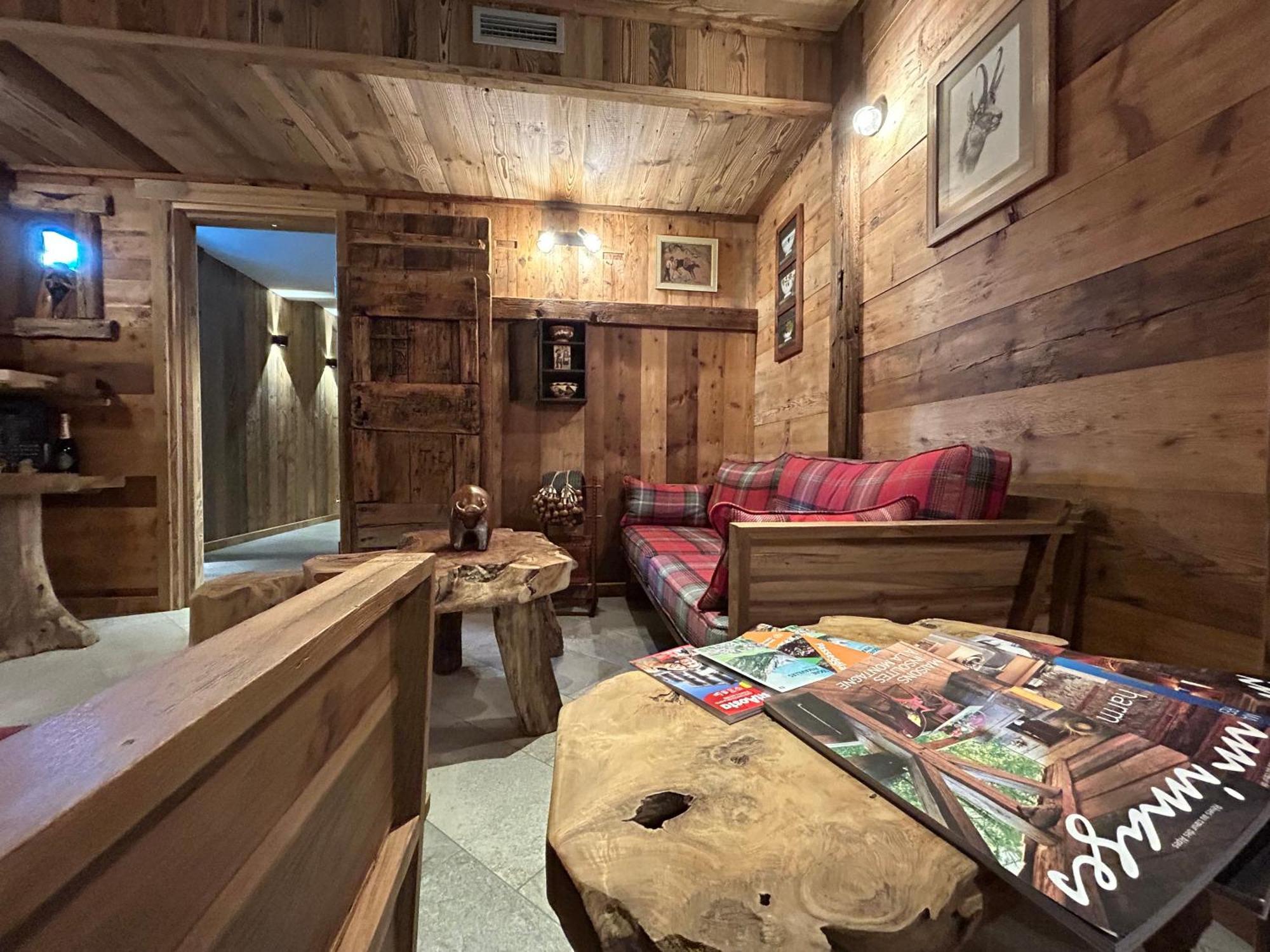 Camere Hostellerie HIBOU - Cogne Eksteriør billede