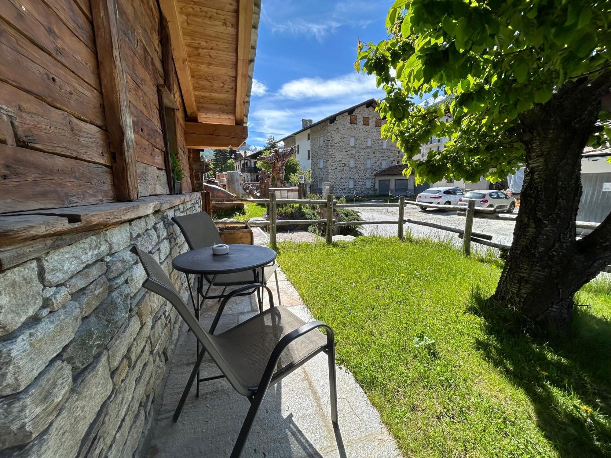Camere Hostellerie HIBOU - Cogne Eksteriør billede