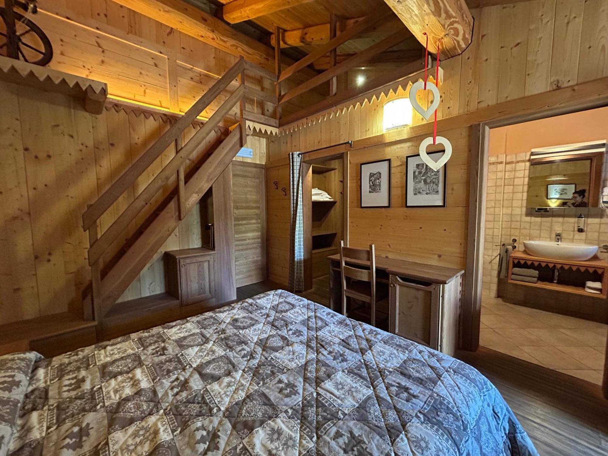 Camere Hostellerie HIBOU - Cogne Eksteriør billede