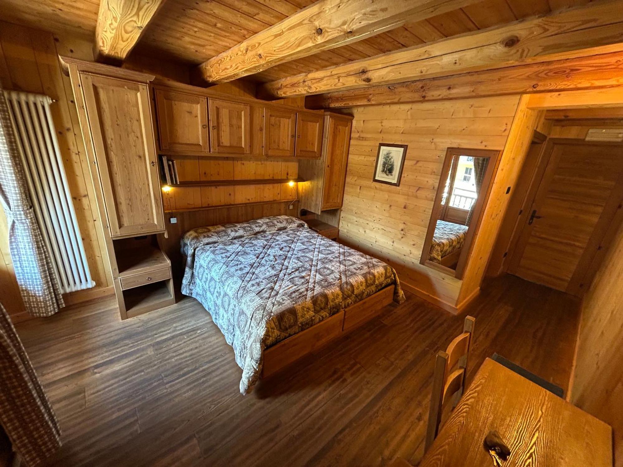 Camere Hostellerie HIBOU - Cogne Eksteriør billede